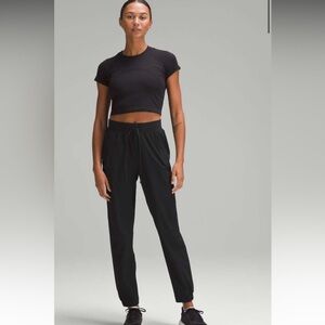 Lululemon License to Train High-Rise Pant  Size 10 NWOT